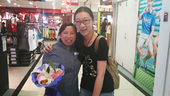 滿滿正能量  人比花嬌