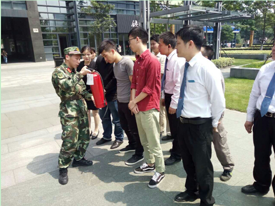 濱江區(qū)消防安全教育在信雅達開展 南都人為G20保駕護航