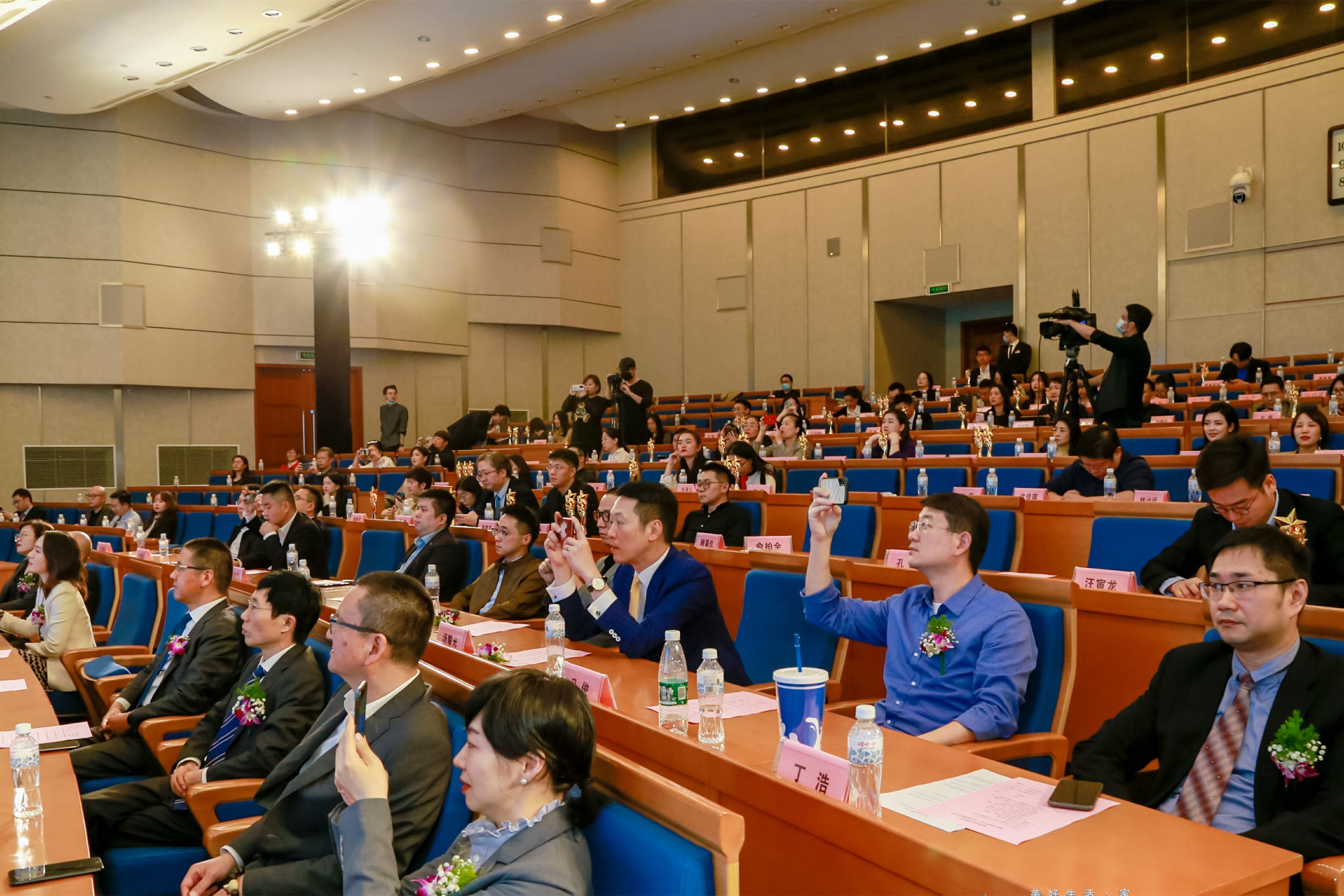 微信圖片_20201118161632_副本.jpg